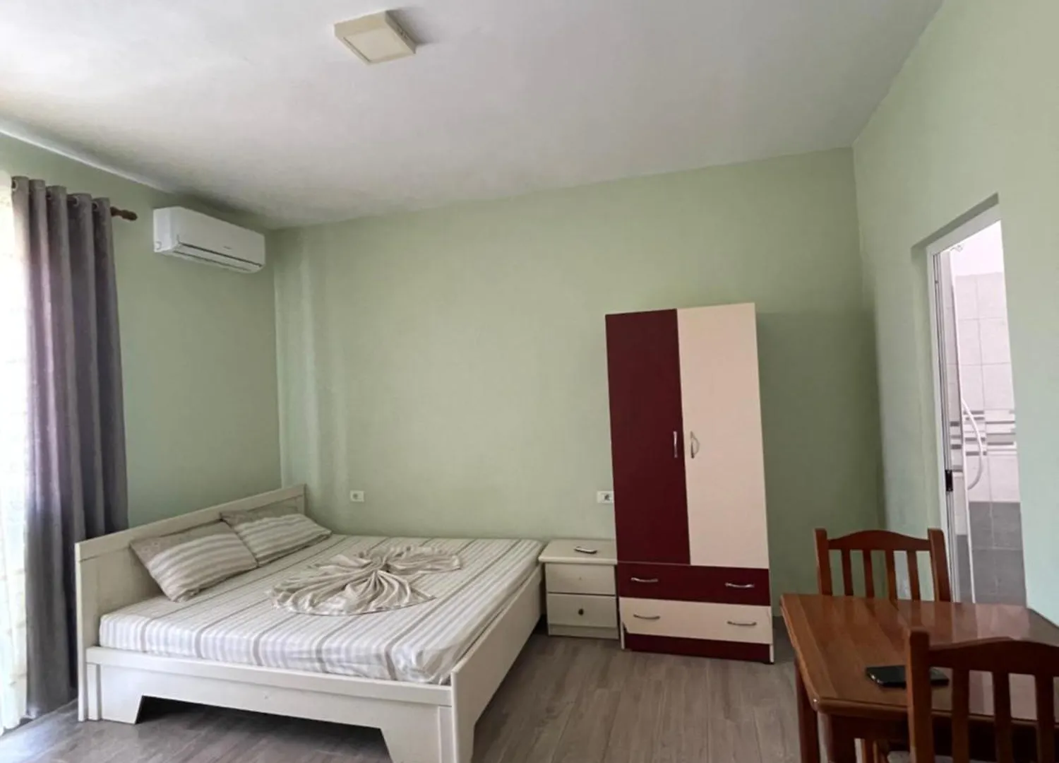 Vila Vladi Durrës